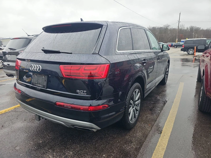 Audi Q7 DISTRONIC/DIGITAL/BOSE/PANO/ПОДГРЕВ/ОБДУХВАНЕ, снимка 4 - Автомобили и джипове - 48545784