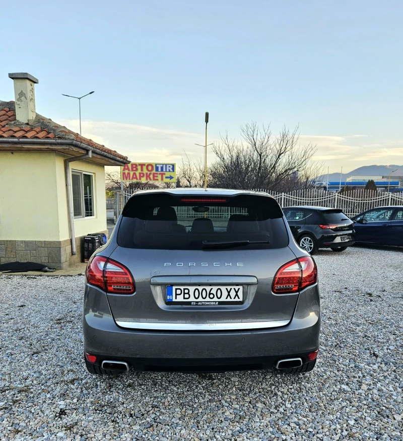 Porsche Cayenne 3.0TDI V6 245kc 8скорости Панорама  Сменени вериги, снимка 6 - Автомобили и джипове - 48622059