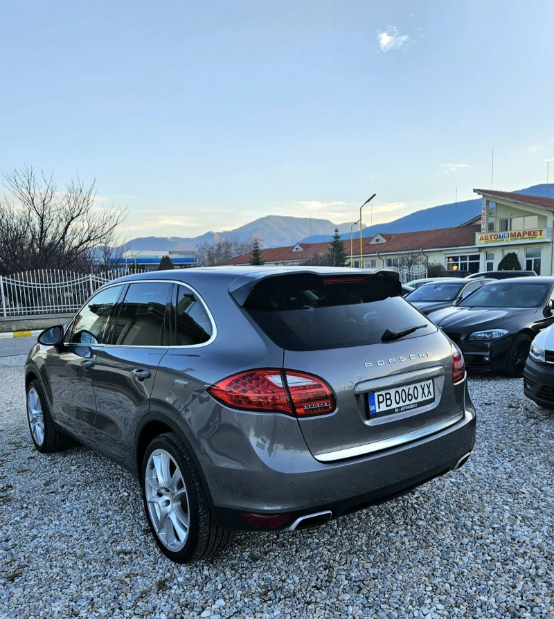 Porsche Cayenne 3.0TDI V6 245kc 8скорости Панорама  Сменени вериги, снимка 5 - Автомобили и джипове - 48622059