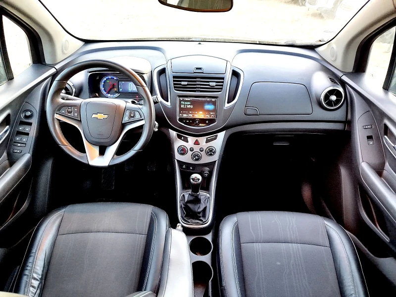 Chevrolet Trax 1.7 Diesel* LT, снимка 10 - Автомобили и джипове - 52863182