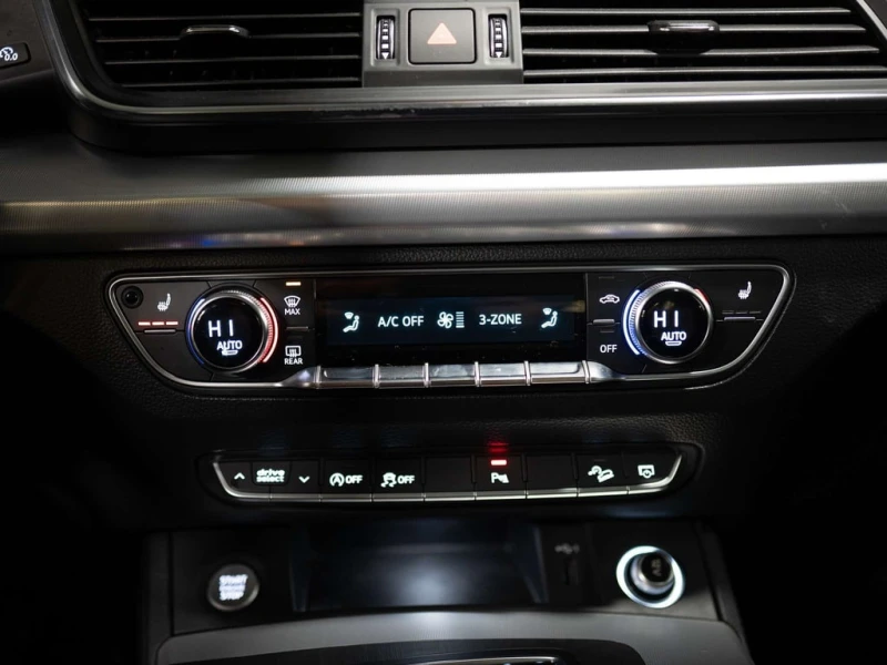 Audi Q5 * quattro Premium Plus * CARFAX * ЦЕНА ДО БГ, снимка 13 - Автомобили и джипове - 53274383