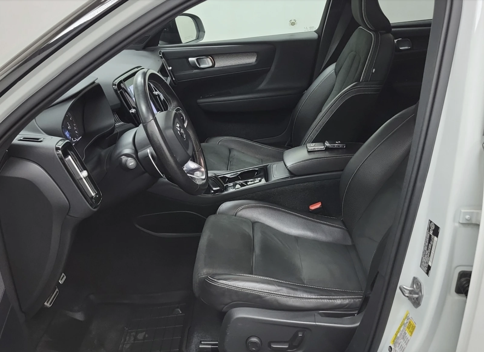 Volvo XC40 | Mobile.bg   5