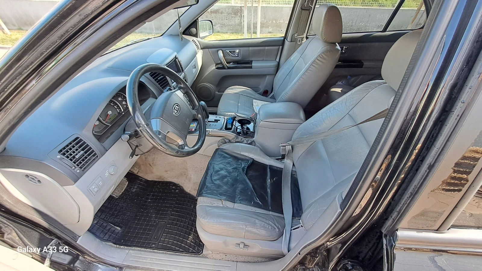 Kia Sorento 2.5 170 Автоматик, снимка 15 - Автомобили и джипове - 53864944