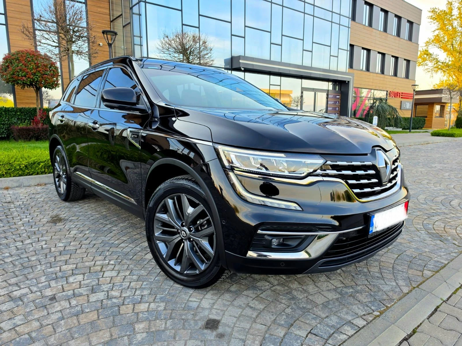 Renault Koleos 65000км!!!2.5 Бензин* 4×4* ПОДГРЕВ ОБДУХВАНЕ*, снимка 3 - Автомобили и джипове - 54250232