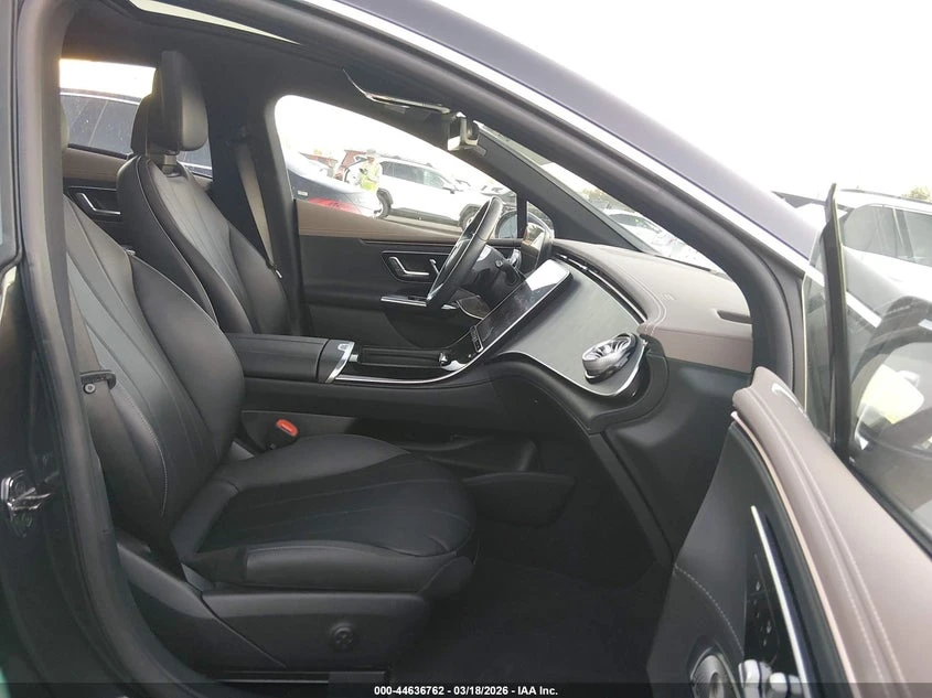 Mercedes-Benz EQE 350+ , снимка 5 - Автомобили и джипове - 54402775