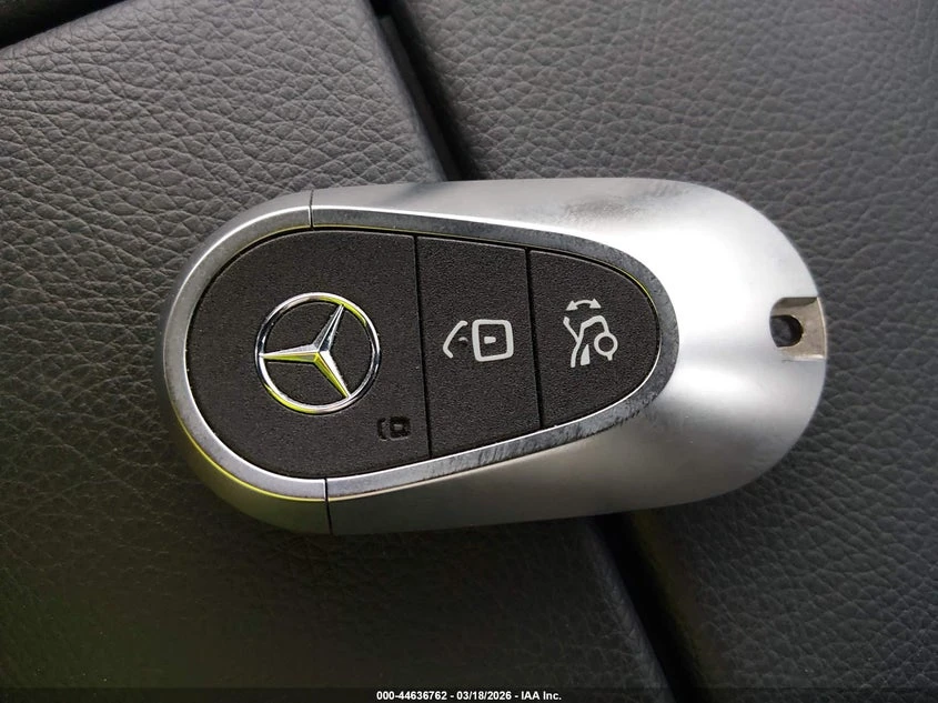 Mercedes-Benz EQE 350+ , снимка 11 - Автомобили и джипове - 54402775