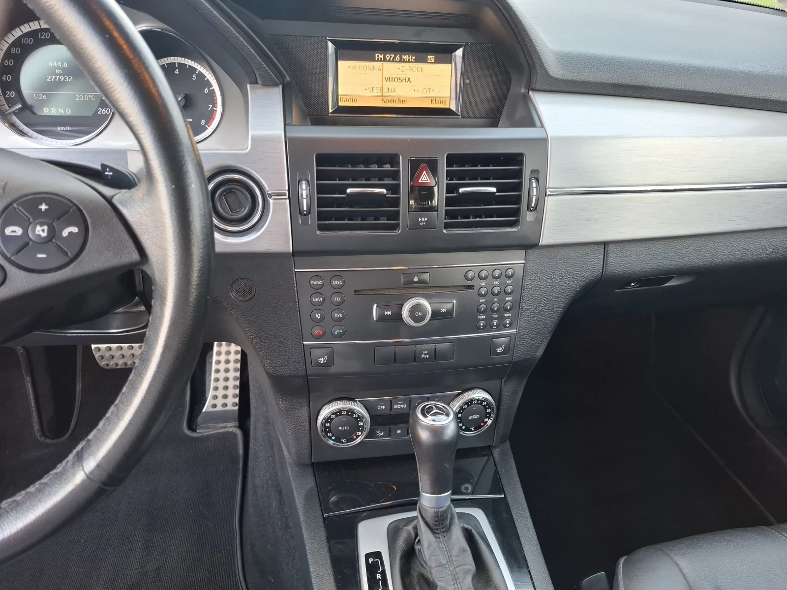 Mercedes-Benz GLK 280, снимка 14 - Автомобили и джипове - 54622698