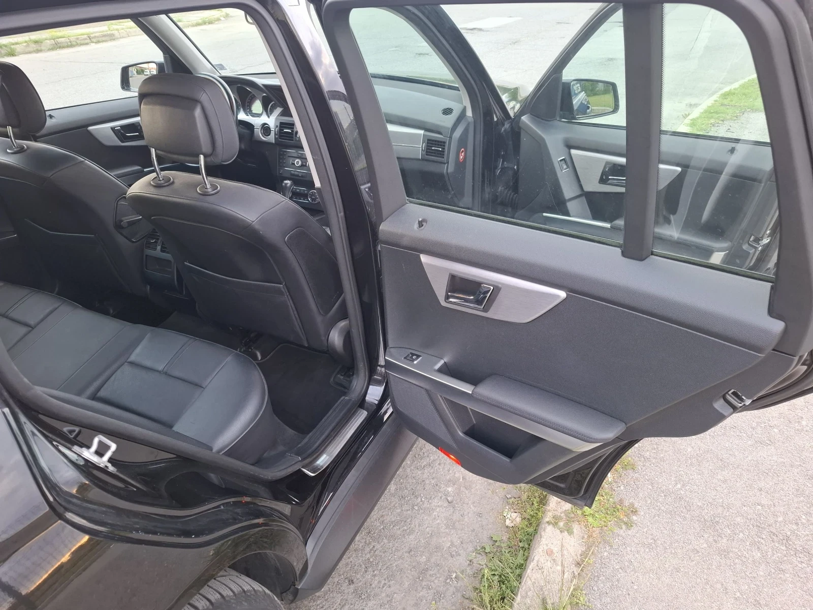 Mercedes-Benz GLK 280, снимка 16 - Автомобили и джипове - 54622698