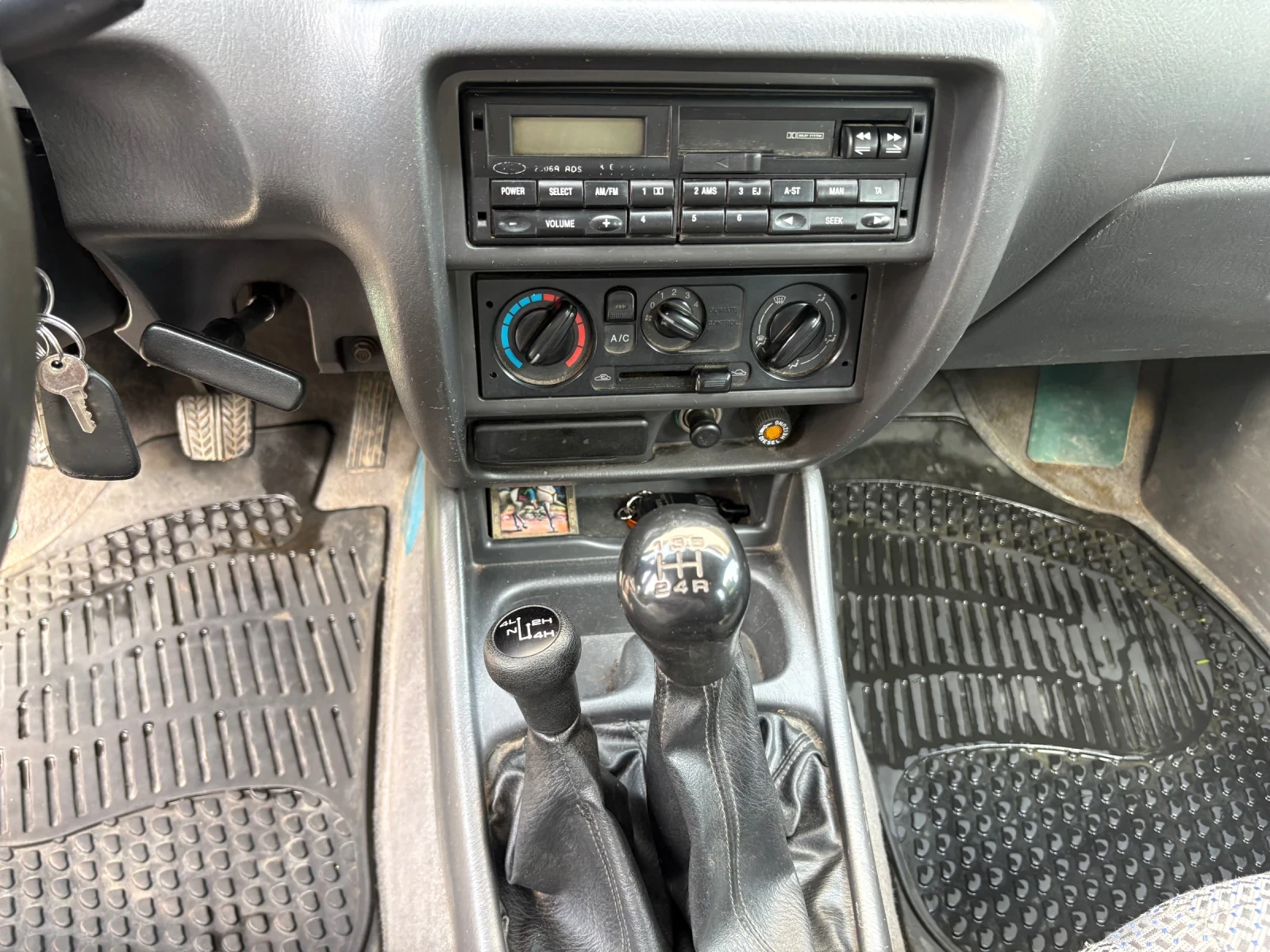 Ford Ranger 2.5 ТД, снимка 8 - Автомобили и джипове - 54798211