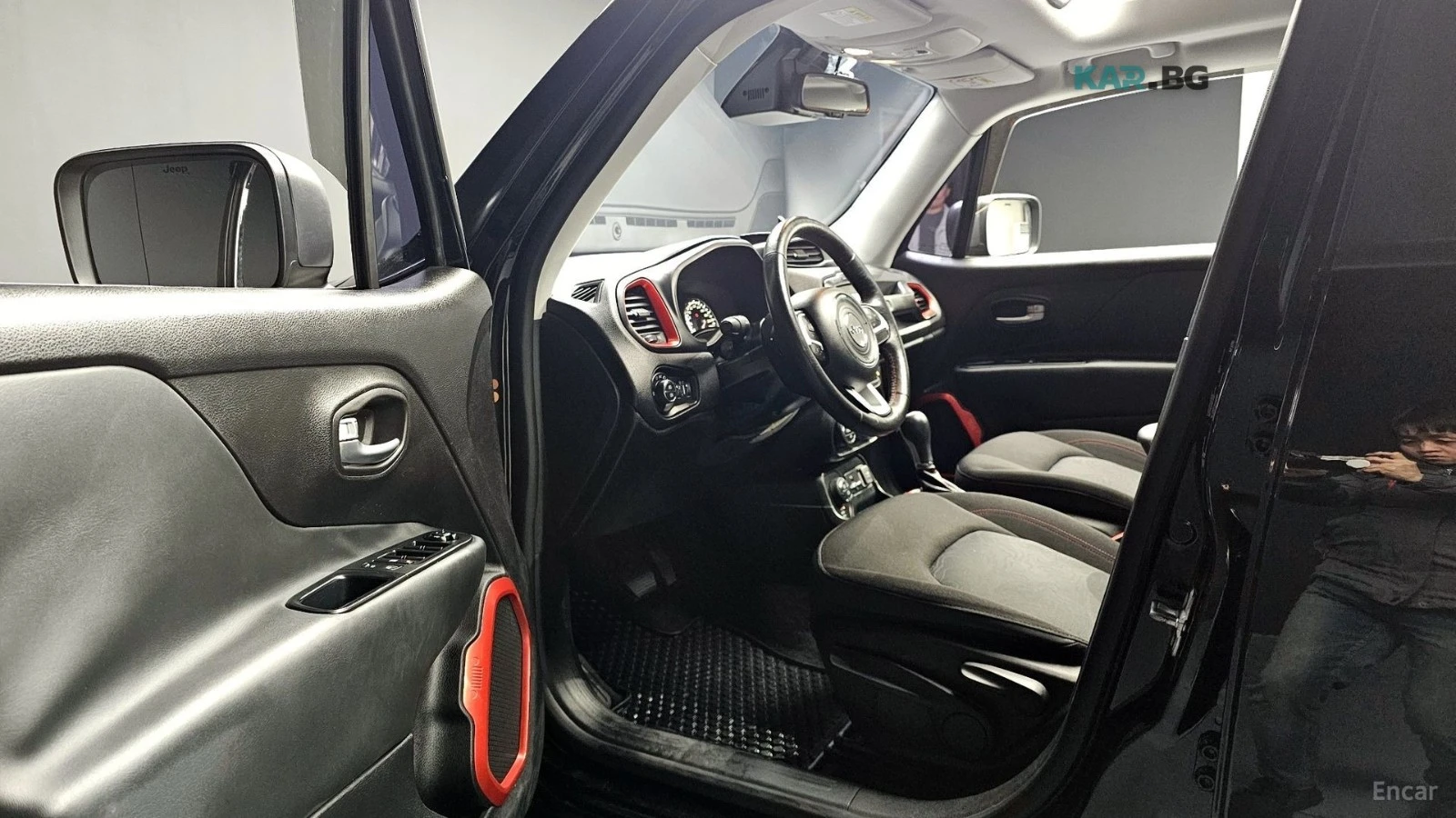 Jeep Renegade * AWD* TRAILHAWK* KEYLESS* Camera* ПОДГРЕВ* , снимка 12 - Автомобили и джипове - 55062259