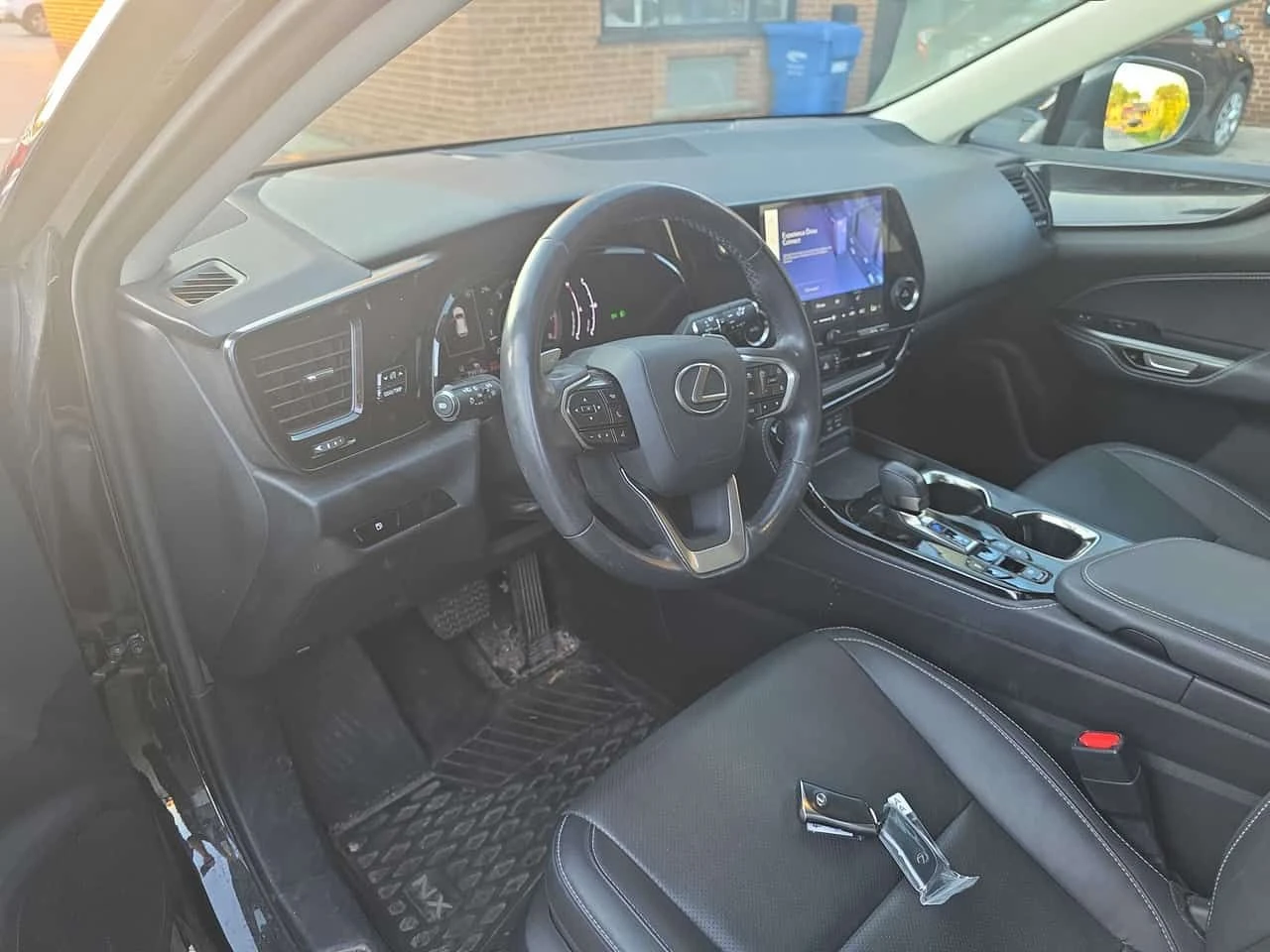 Lexus NX * 250 * ДВА КЛЮЧА* БЕЗ ЗАБЕЛЕЖКИ, снимка 5 - Автомобили и джипове - 55566181