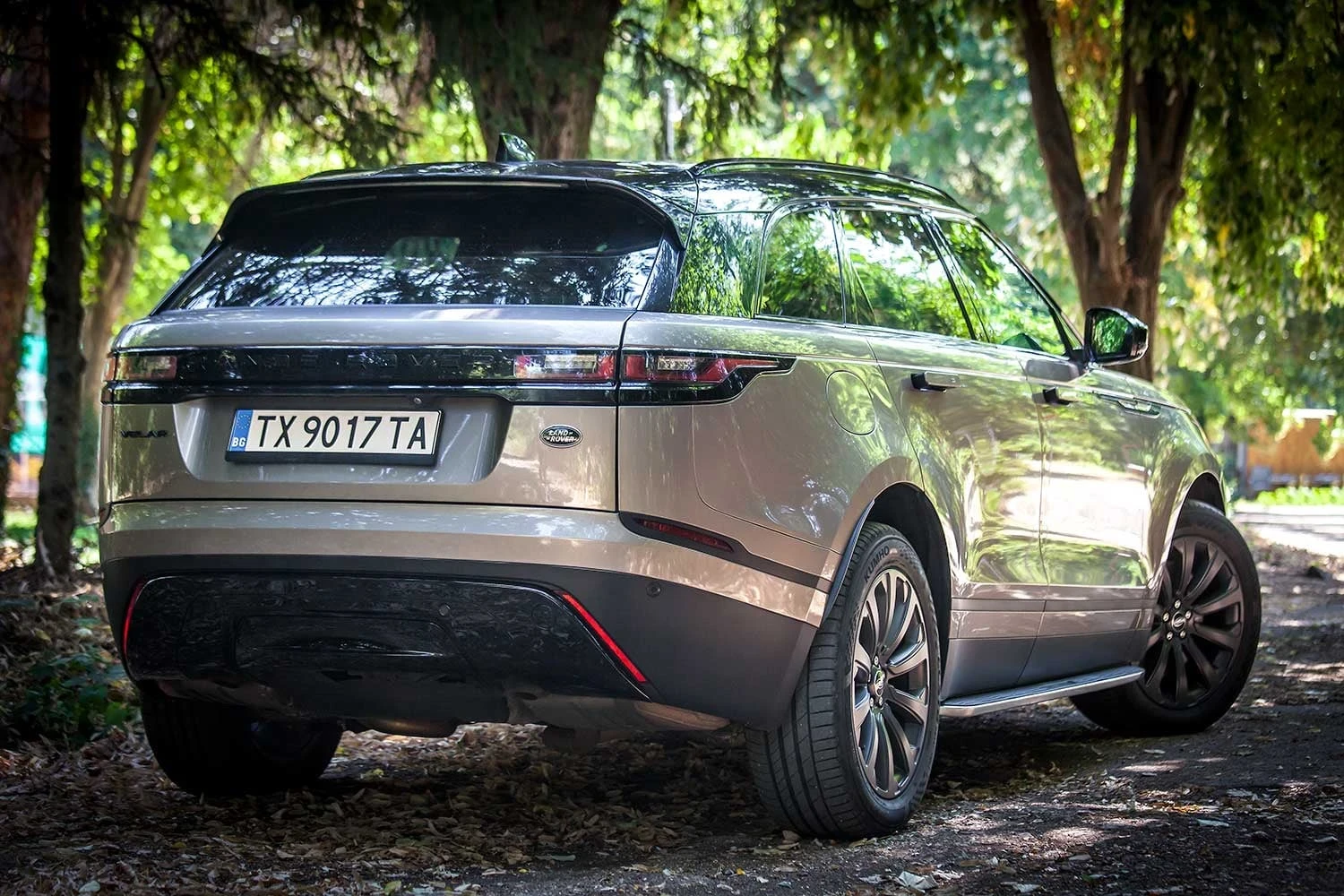 Land Rover Range Rover Velar Е400 plug in hybrid 404hp, снимка 3 - Автомобили и джипове - 55779594