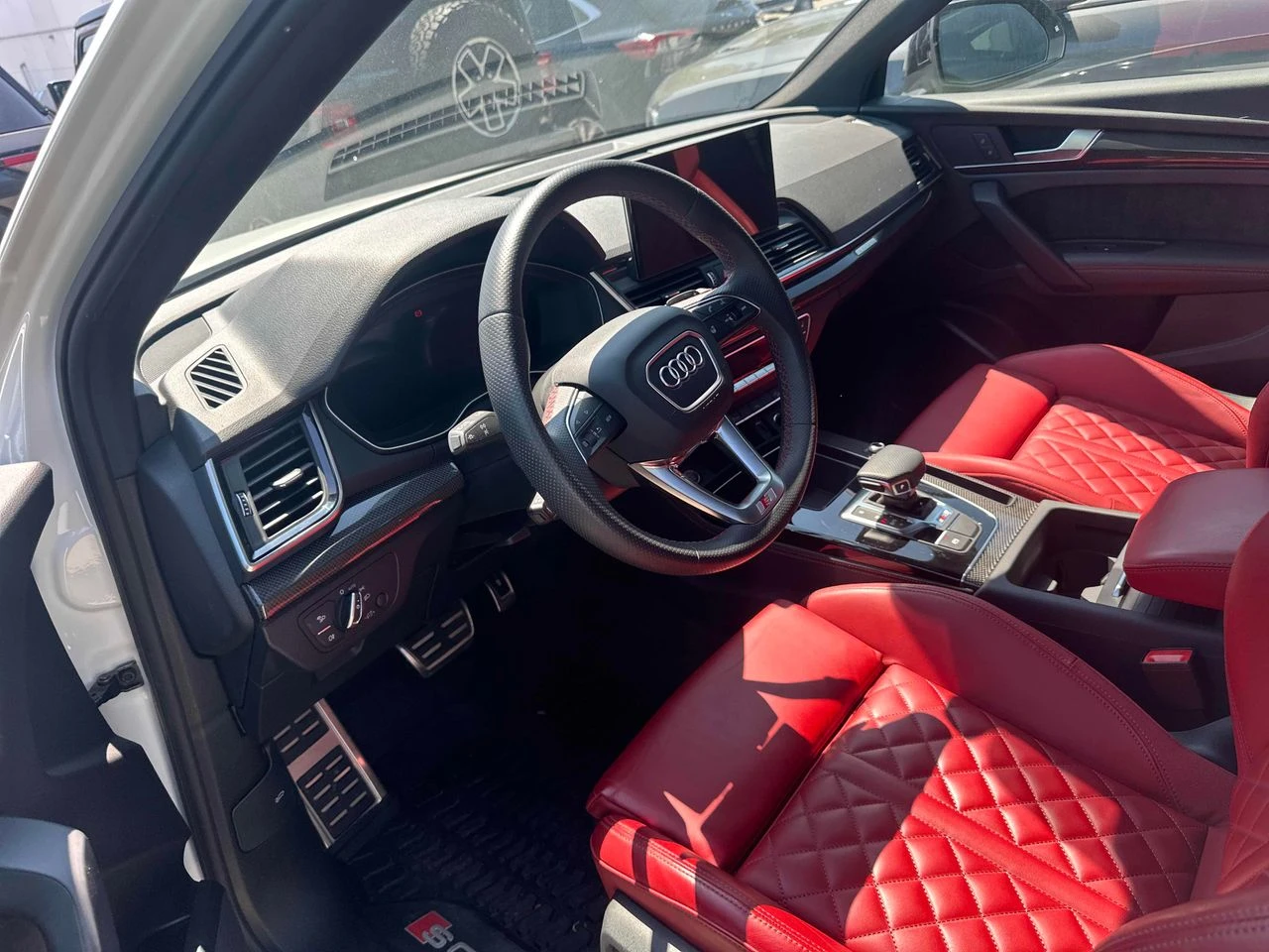 Audi SQ5 Progressiv, снимка 5 - Автомобили и джипове - 55798494