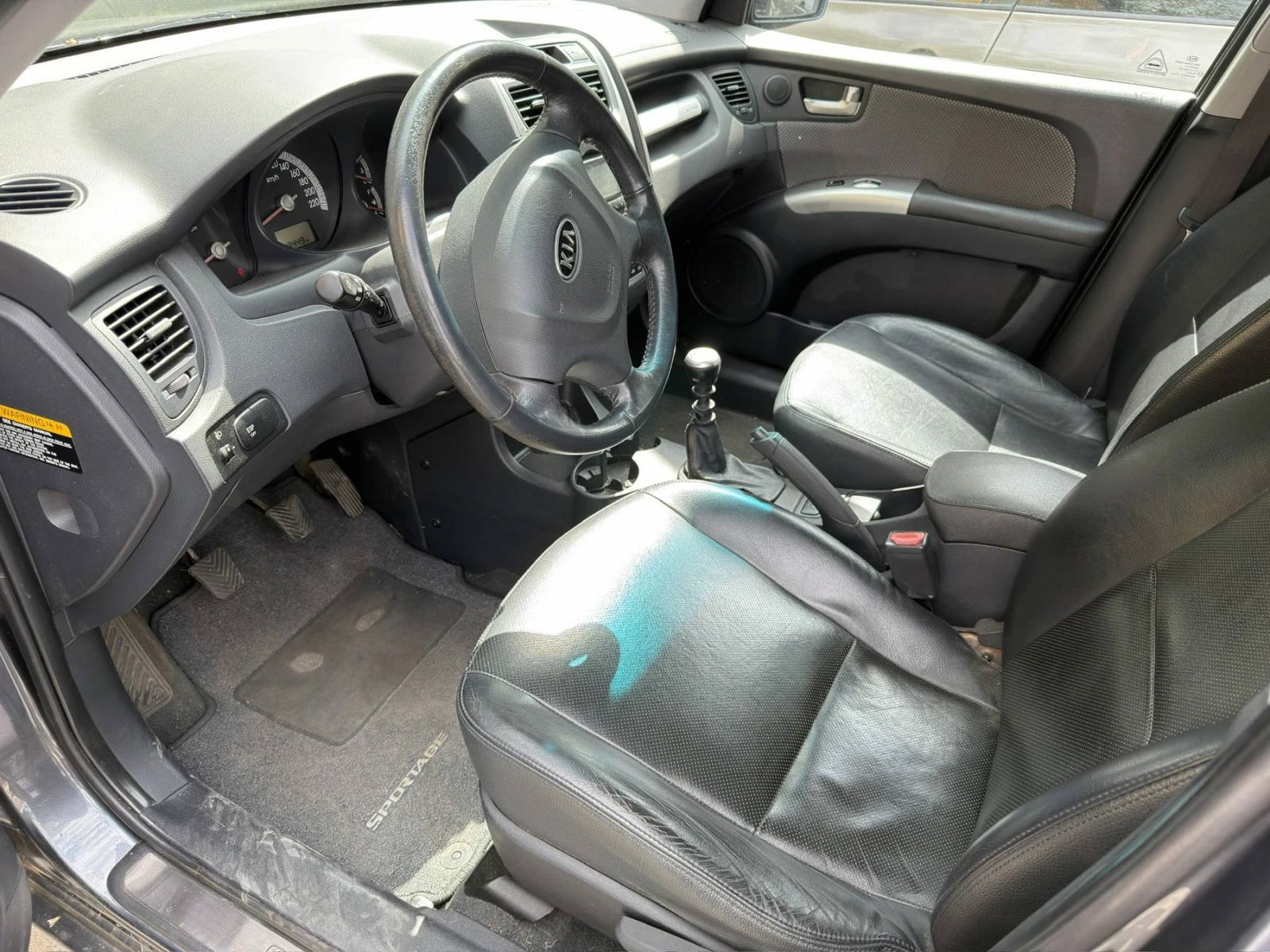 Kia Sportage 1.6 CRDI PRESTIGE , снимка 9 - Автомобили и джипове - 56056090