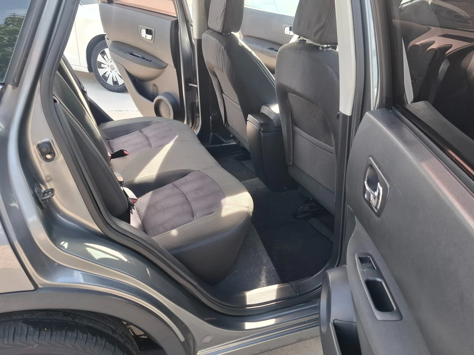 Nissan Qashqai 1.6i/Euro5B/������/��� | Mobile.bg � ����������� 12