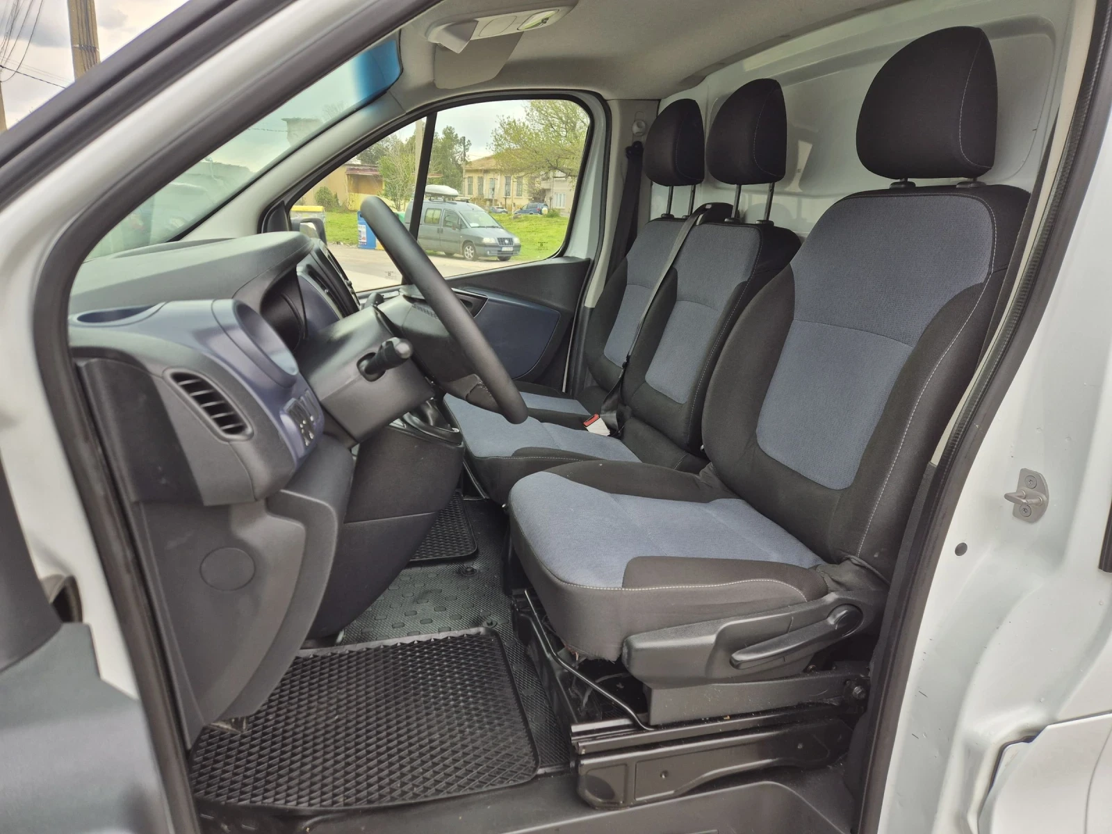 Opel Vivaro 1.6CDTI L1H1 Selection - изображение 9