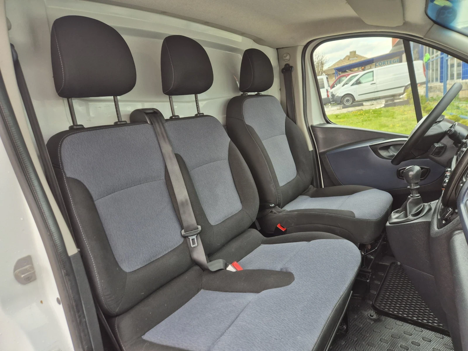 Opel Vivaro 1.6CDTI L1H1 Selection - изображение 10