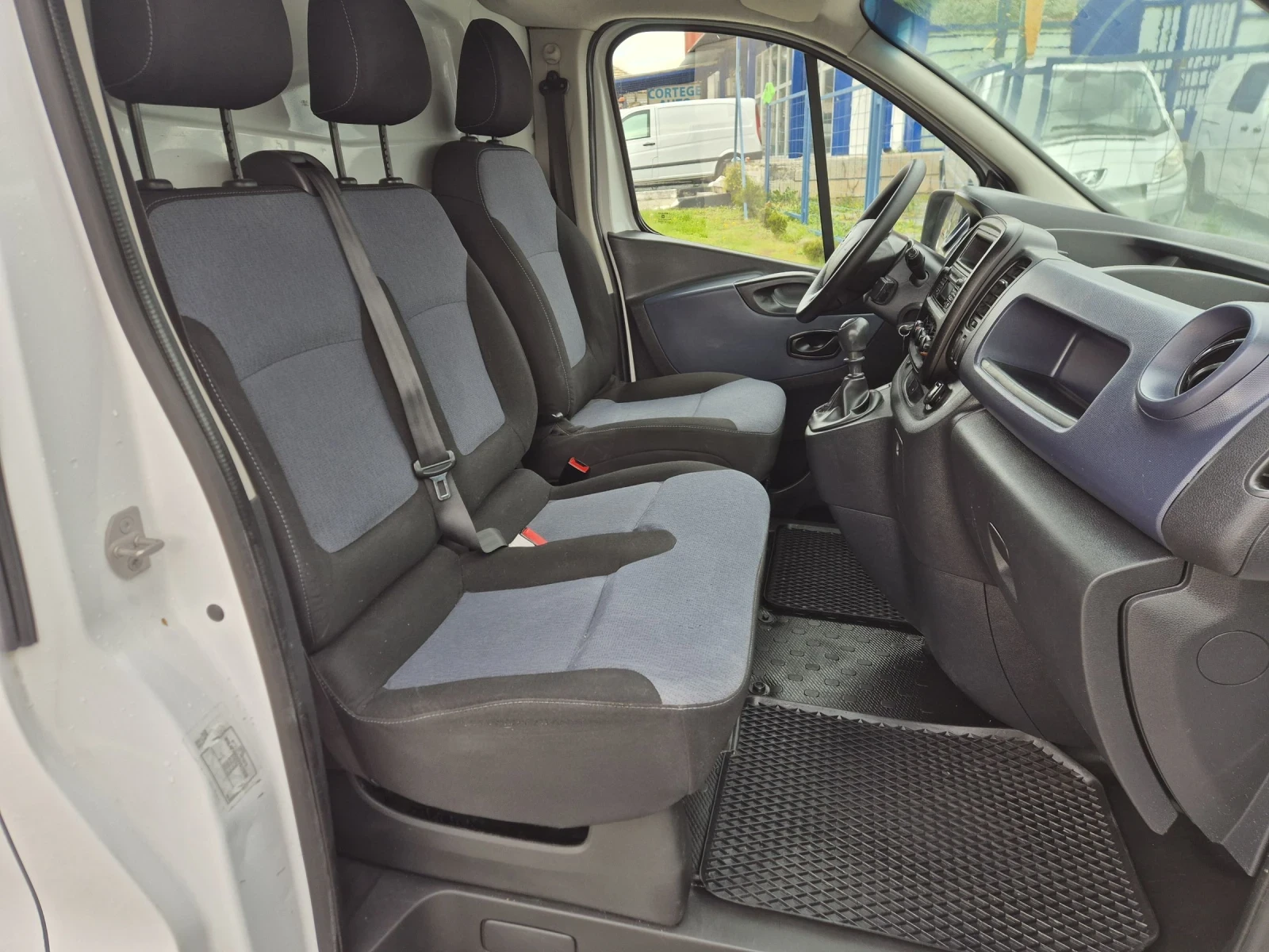 Opel Vivaro 1.6CDTI L1H1 Selection - изображение 7
