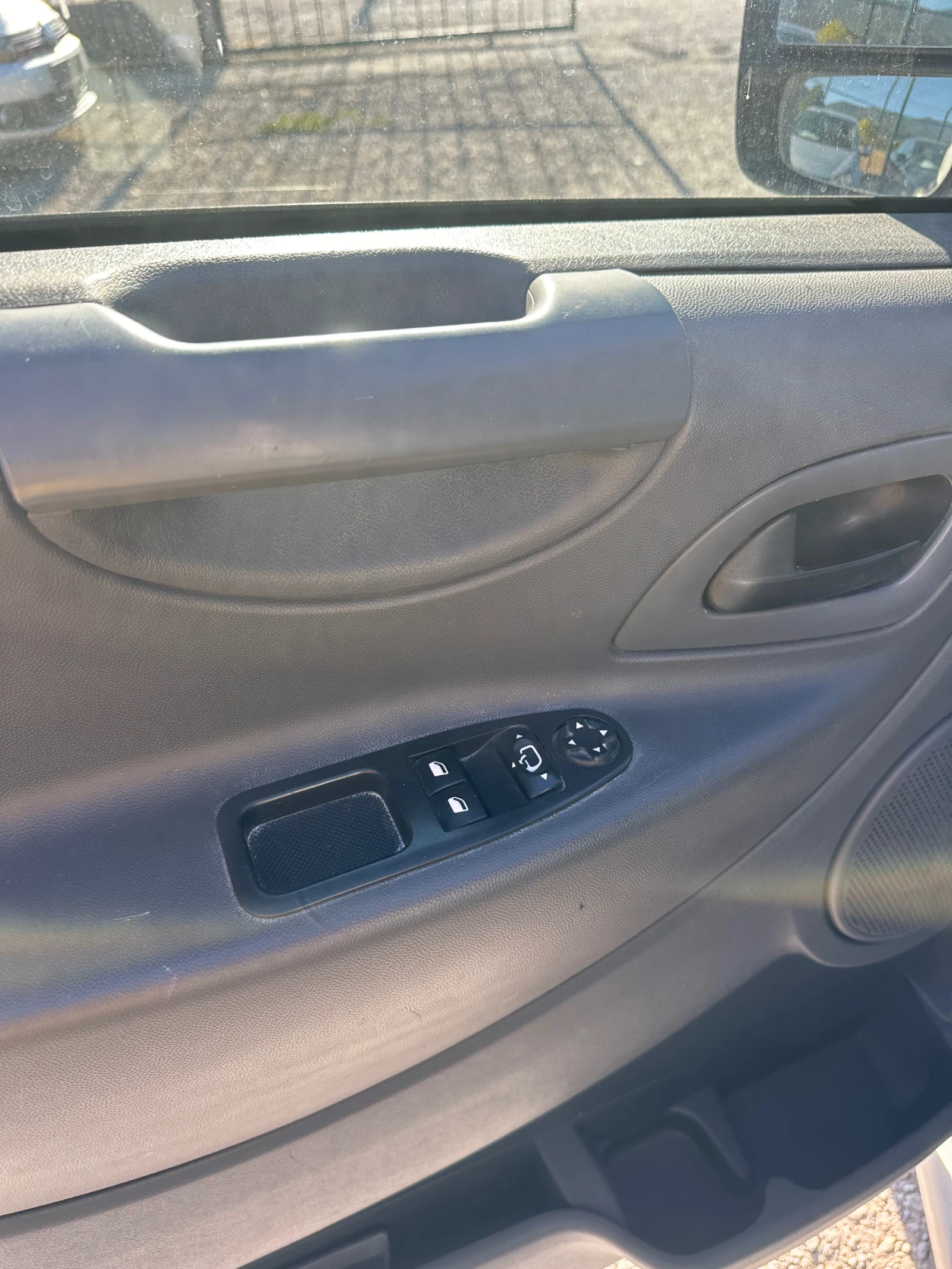 Fiat Scudo 2.0 JTD, снимка 12 - Бусове и автобуси - 55992699