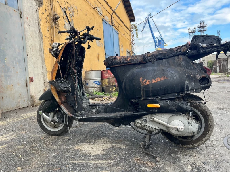Vespa 125, снимка 5 - Мотоциклети и мототехника - 52628561