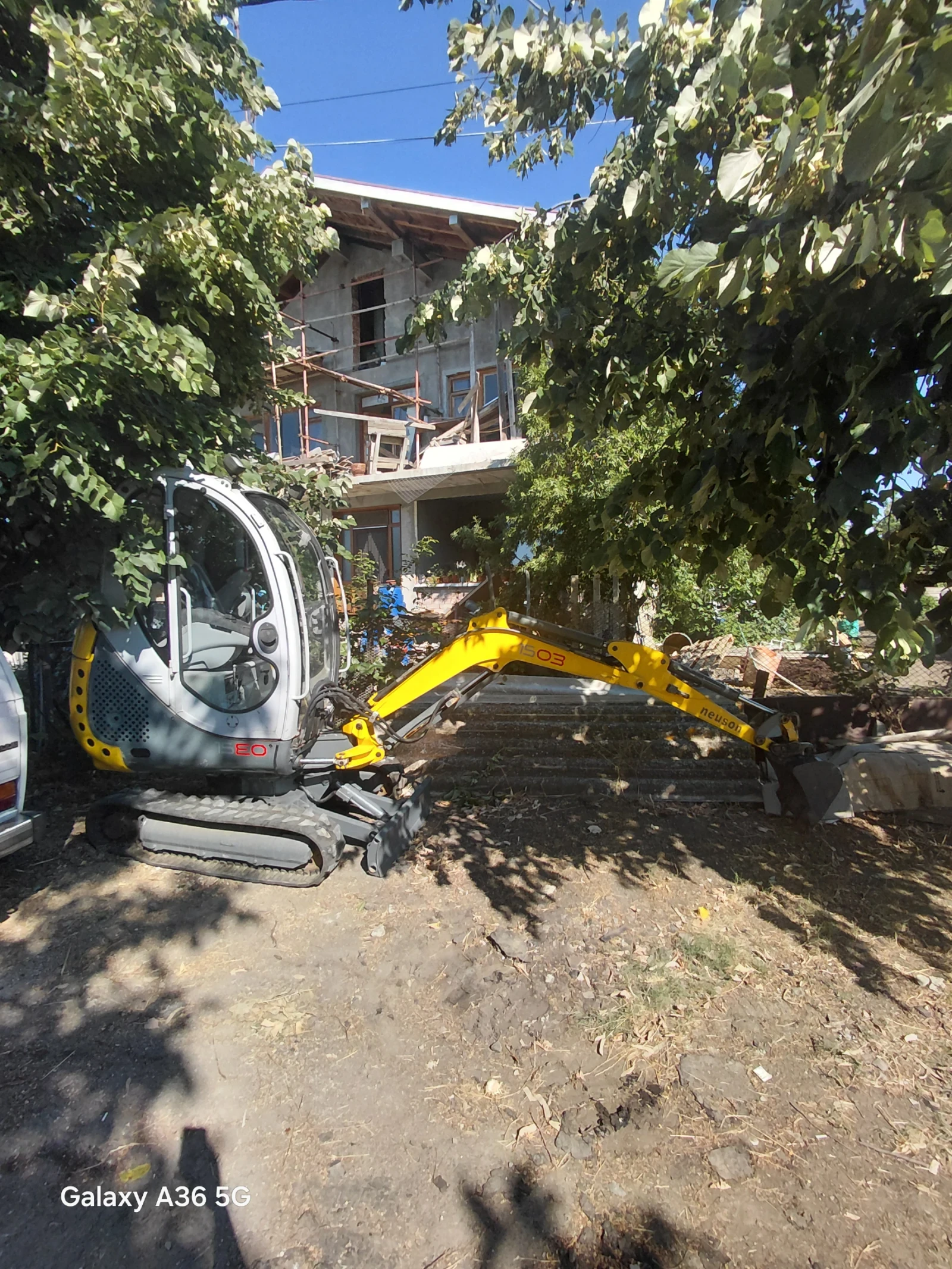 Багер Neuson 1503, снимка 3 - Индустриална техника - 55936418
