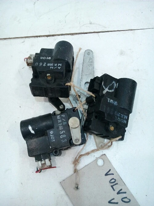 Ел клапа парно Волво В40