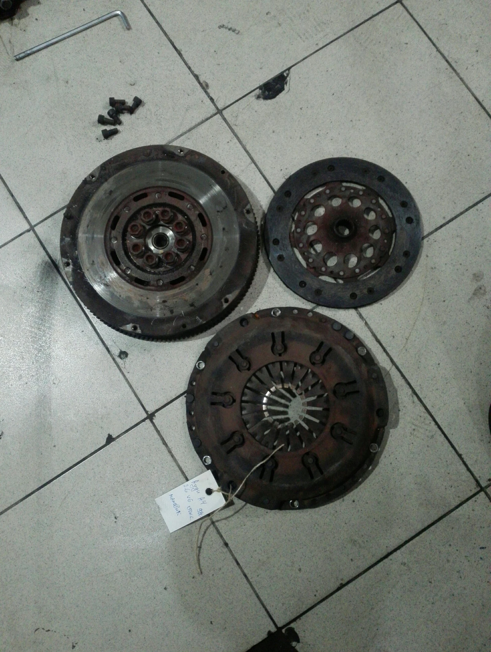 ������� ��� ���������� ���� �4 2.6 �6 (7) | Mobile.bg � ����������� 1