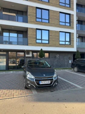 Peugeot 208 PureTech 1.2, снимка 1