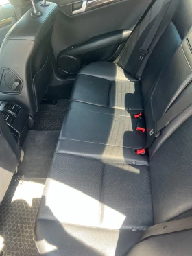Mercedes-Benz C 300 4matic, снимка 15