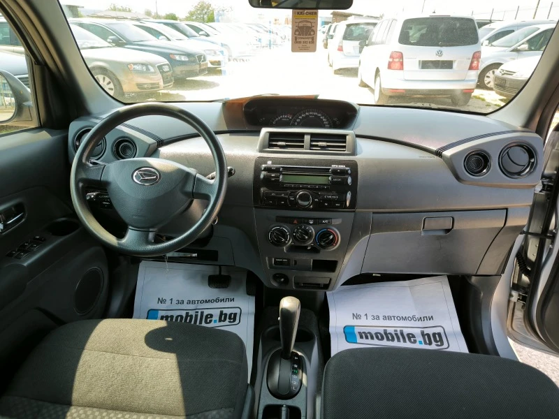 Daihatsu Materia 1.5i AUTOMAT, снимка 9 - Автомобили и джипове - 45252321