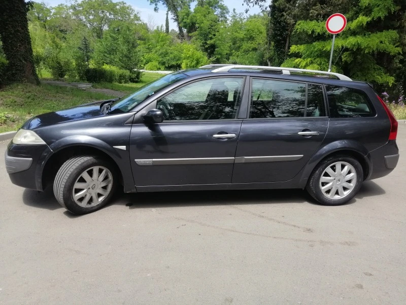 Renault Megane, снимка 1 - Автомобили и джипове - 46730554