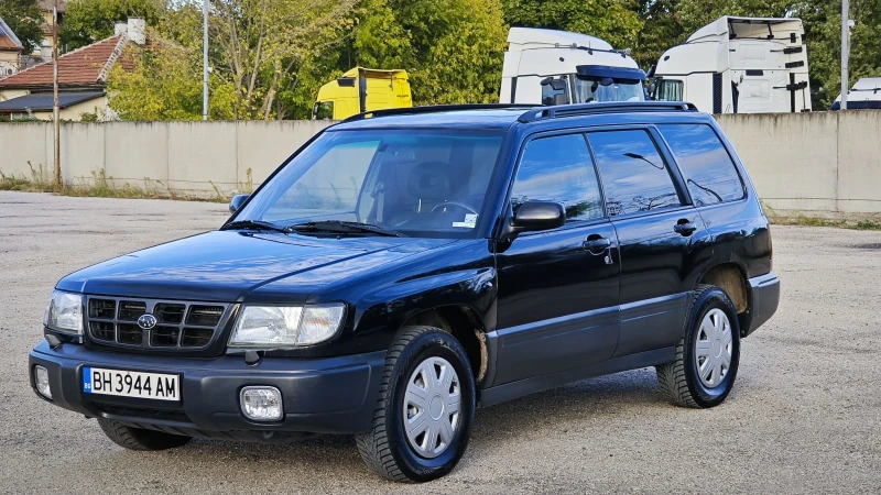 Subaru Forester, снимка 2 - Автомобили и джипове - 47411815