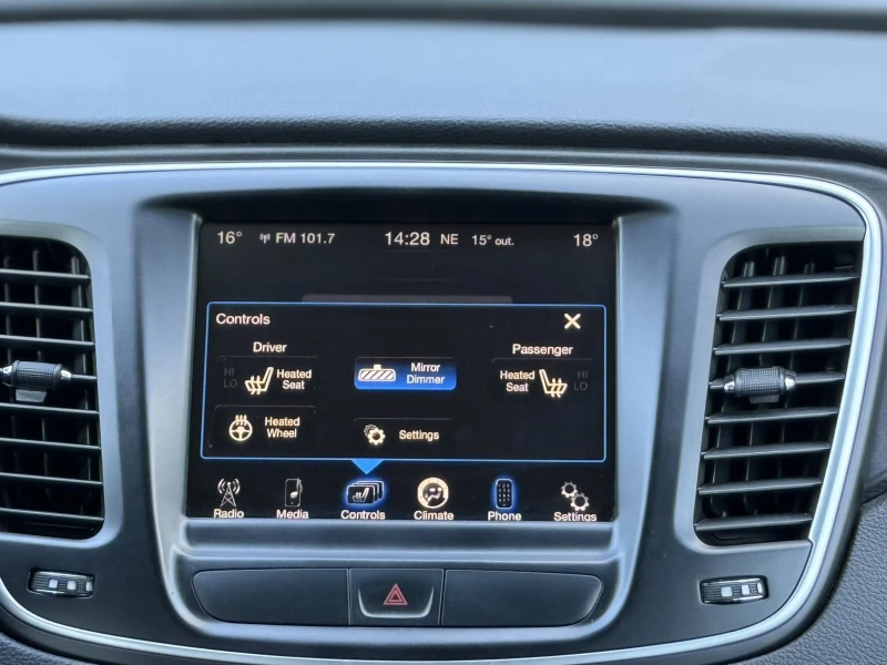 Chrysler 200 Chrysler 200, снимка 15 - Автомобили и джипове - 52526541