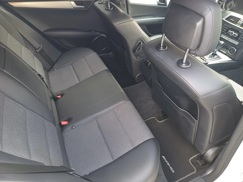 Mercedes-Benz C 350 AMG, снимка 8 - Автомобили и джипове - 52339218