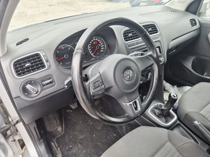 VW Polo 1.6TDI, ЗАБЕЛЕЖКИ , снимка 10 - Автомобили и джипове - 52347502