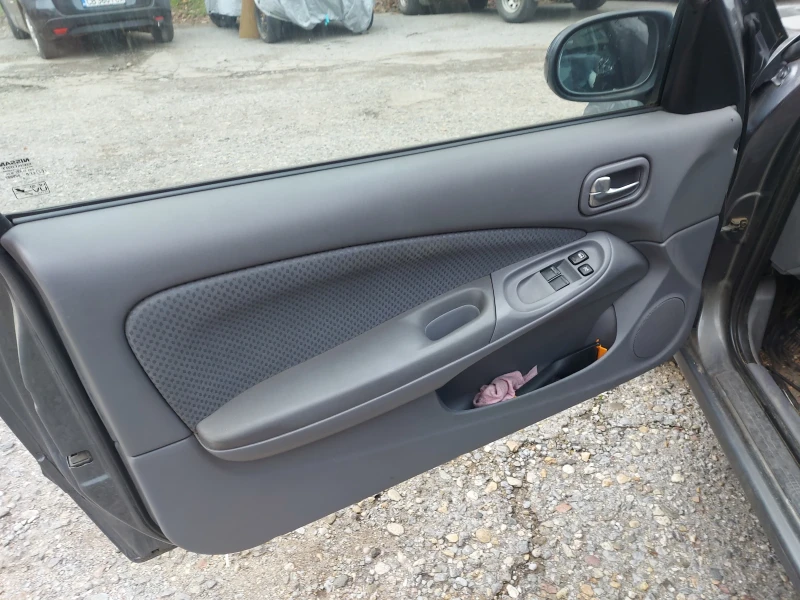 Nissan Almera, снимка 8 - Автомобили и джипове - 52645273