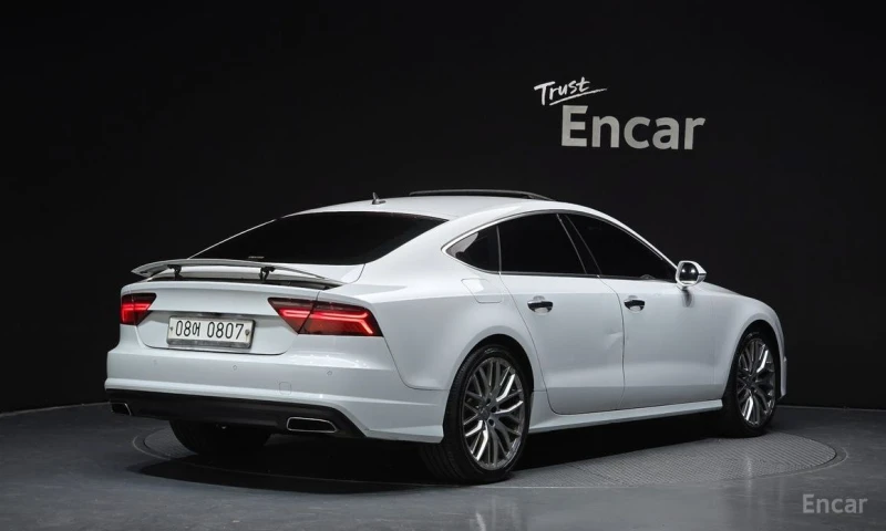 Audi A7, снимка 2 - Автомобили и джипове - 53475590