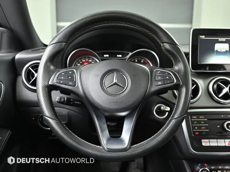 Mercedes-Benz CLA Cla250 4Matic, снимка 13 - Автомобили и джипове - 53441270