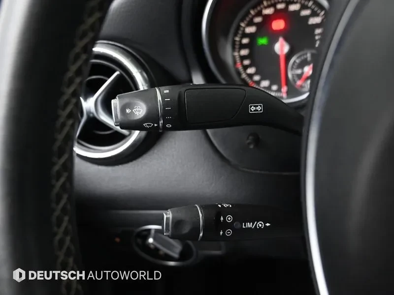 Mercedes-Benz CLA Cla250 4Matic, снимка 16 - Автомобили и джипове - 53441270