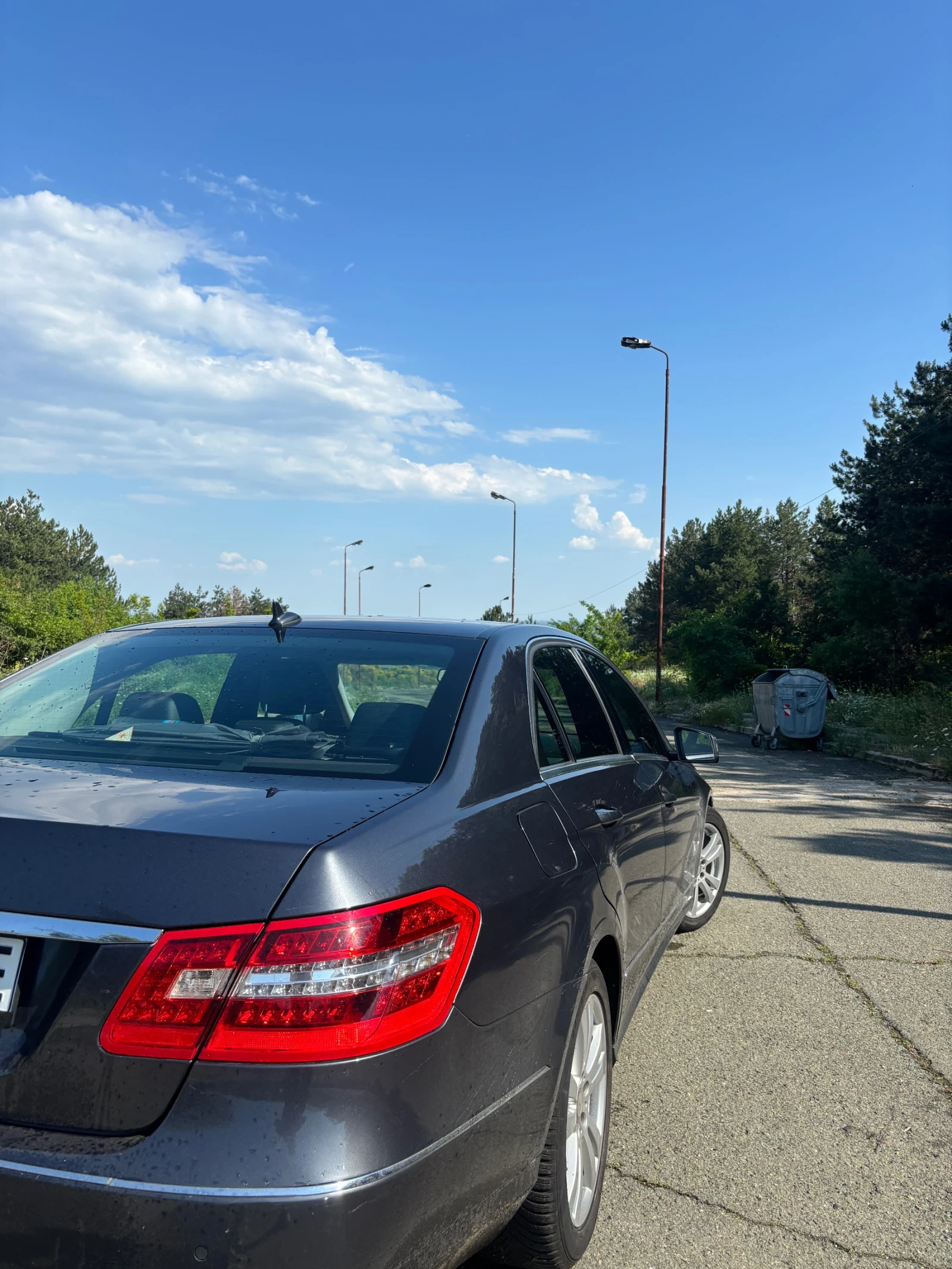 Mercedes-Benz E 220 Avatgarde - изображение 8