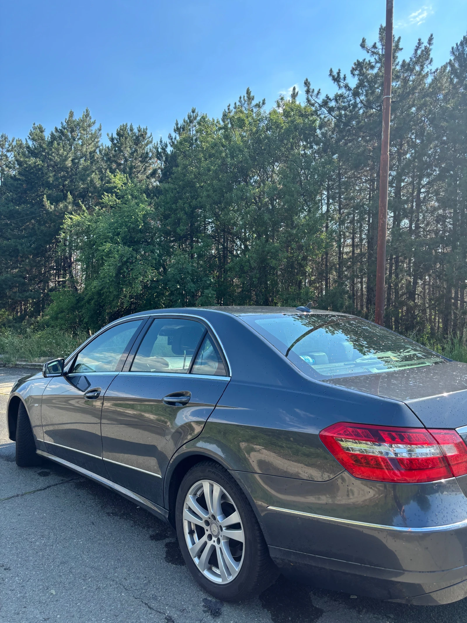 Mercedes-Benz E 220 Avatgarde - изображение 9