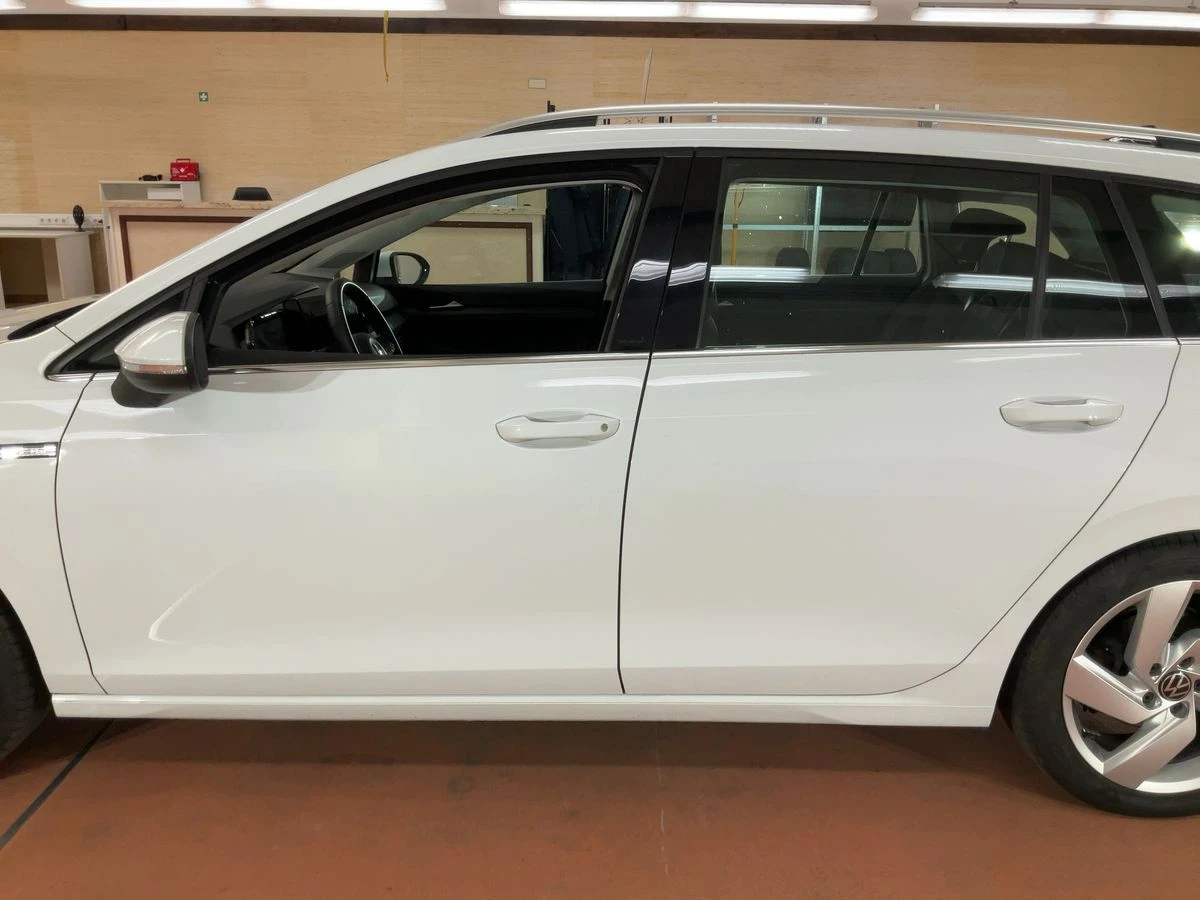 VW Golf 2.0* TDI* Style - изображение 7