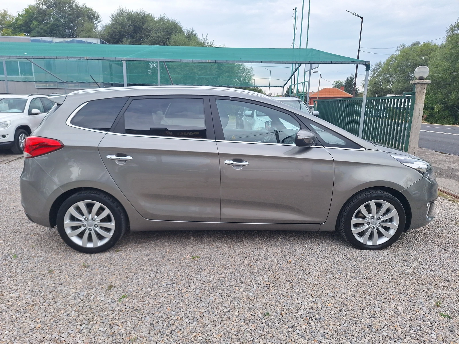 Kia Carens 1.7crdi 116ks full! - изображение 2