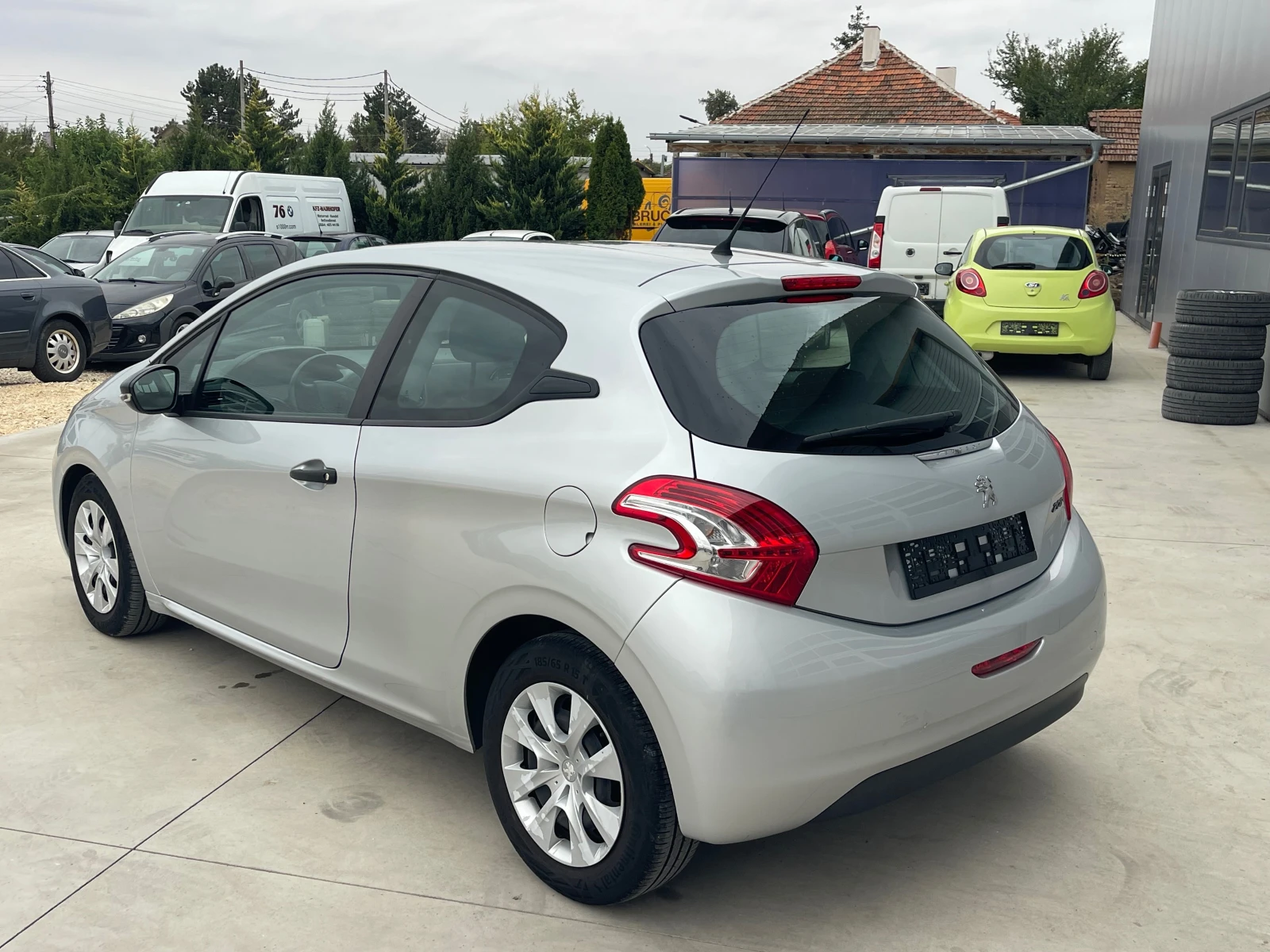Peugeot 208 1.4HDI - изображение 3