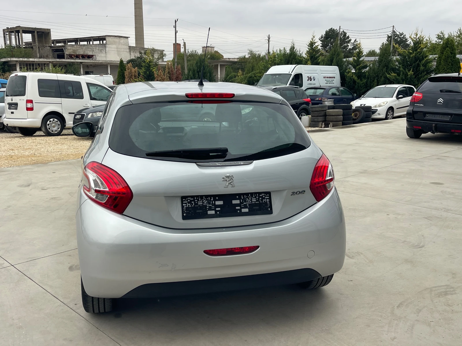 Peugeot 208 1.4HDI - изображение 4