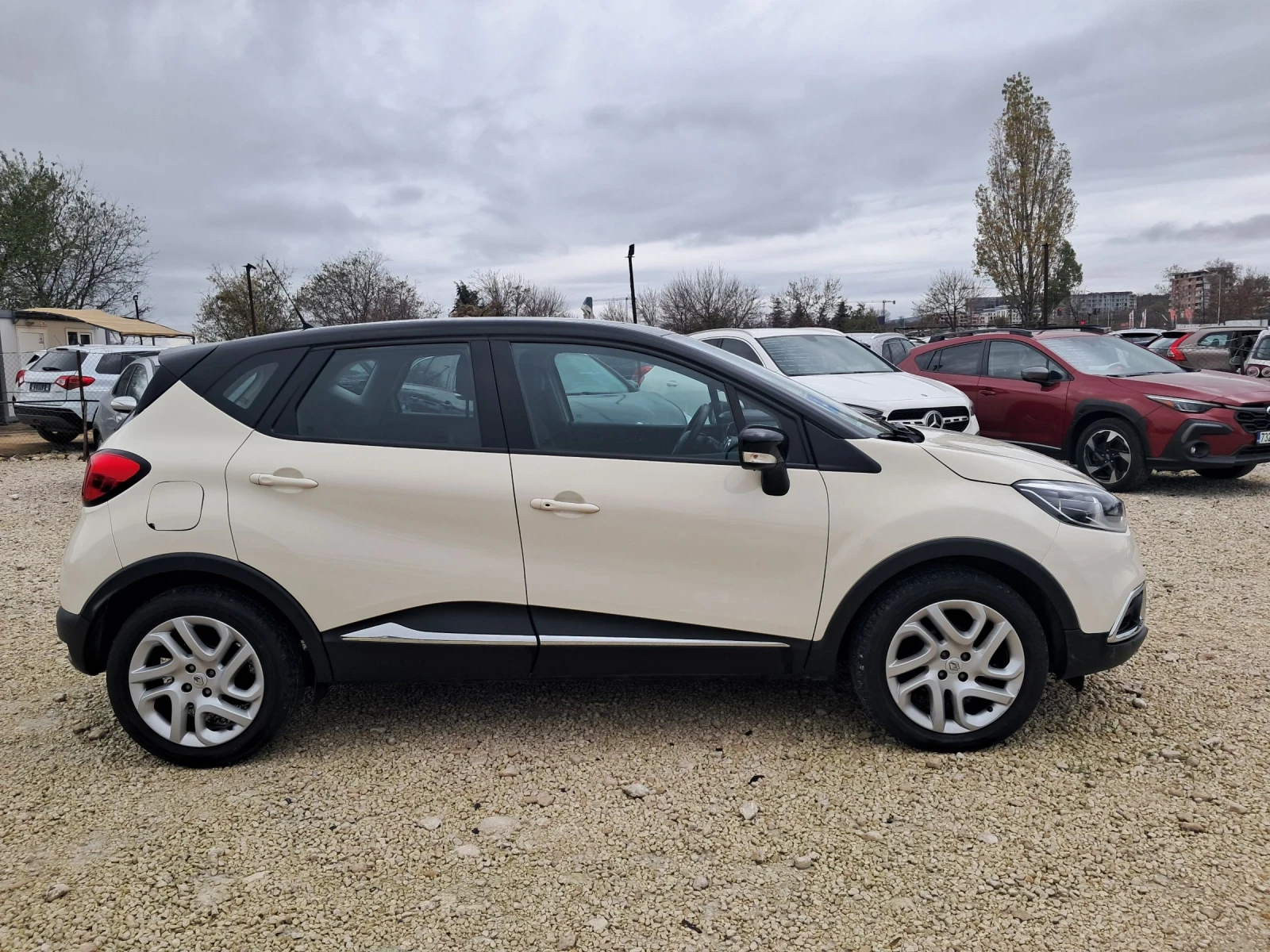 Renault Captur 0.9TCE 96000км НАВИГАЦИЯ КАТО НОВА - изображение 8