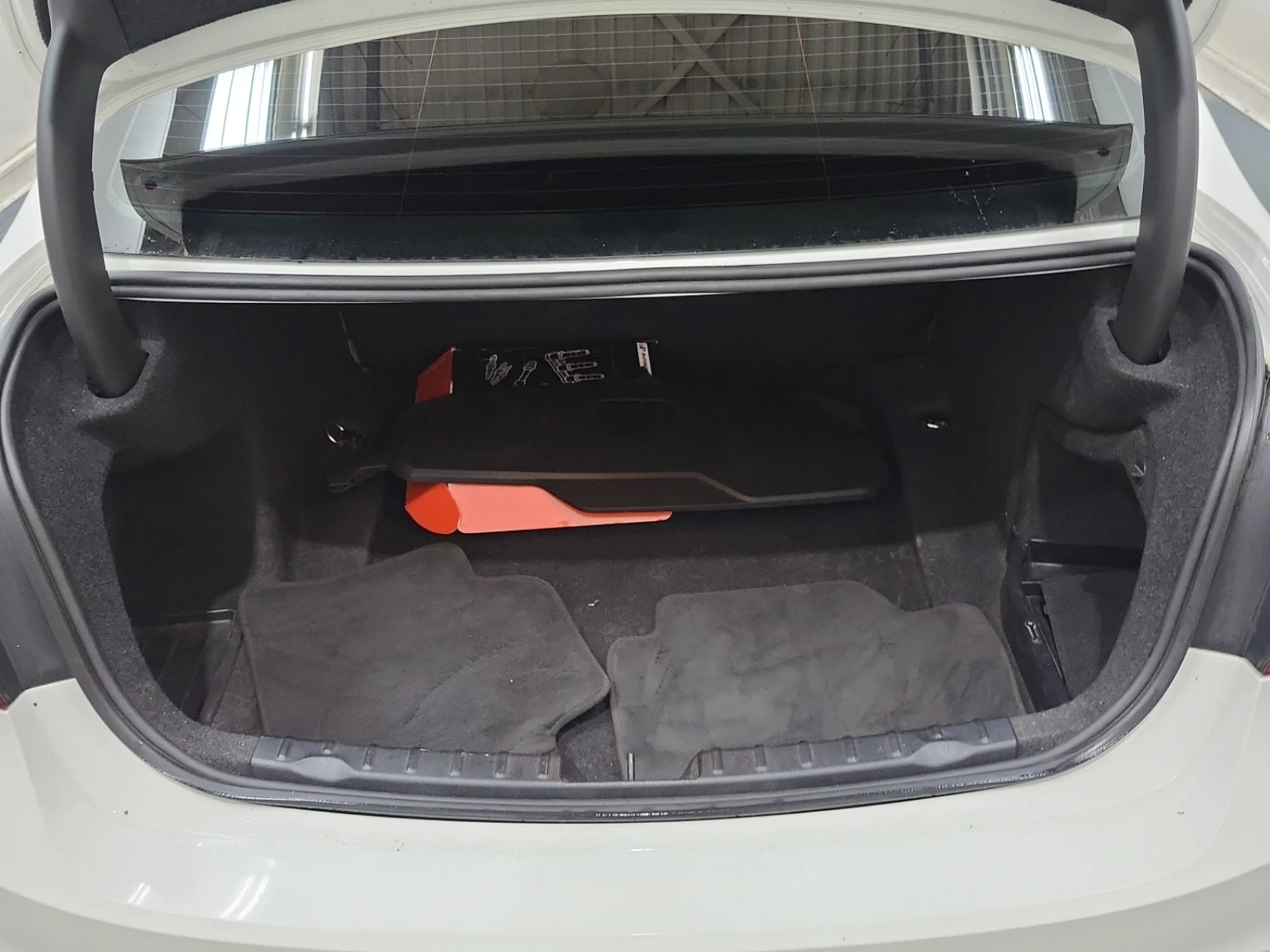 BMW 330 * XDRIVE30I * CARFAX *    | Mobile.bg   14