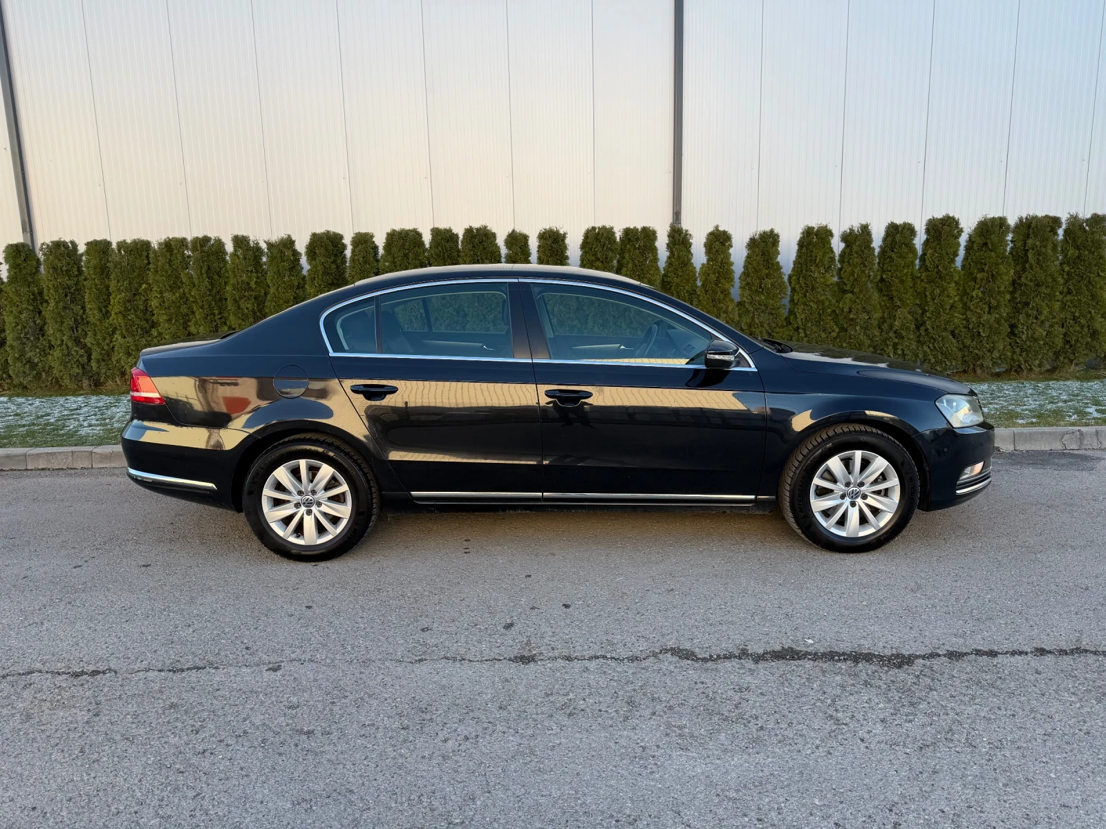 VW Passat 2.0tdi 140k.c* Седан* DSG* Подгрев* ЛИЗИНГ - изображение 4