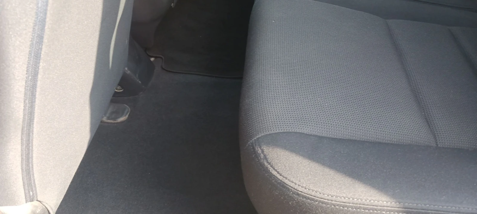 Honda Civic 1.7 CTDi, снимка 12 - Автомобили и джипове - 53871930