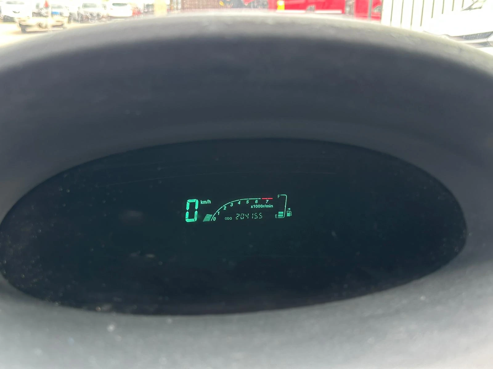 Toyota Yaris verso / 1.3I / GAS / , снимка 14 - Автомобили и джипове - 54219635